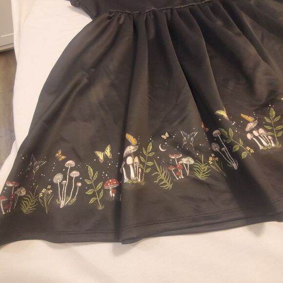 Hot Topic Mushroom Butterfly Border Babydoll Heavy Satin Dress Plus Size 4XL - Picture 3 of 14